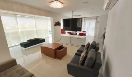 Linda cobertura Triplex, 377m2, 4 dorms, 3 suítes, 6 vgs em Moema, SP
