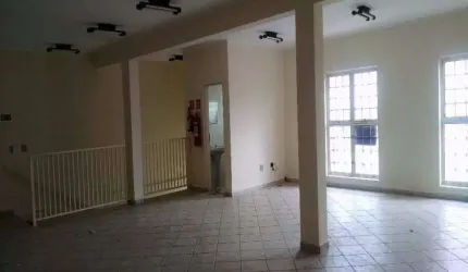 Sala para aluguel no Centro em Vinhedo/SP