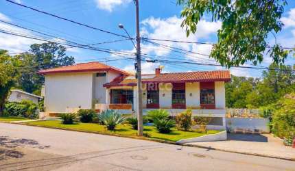 Casa à venda no Condomínio Estância Marambaia em Vinhedo/SP