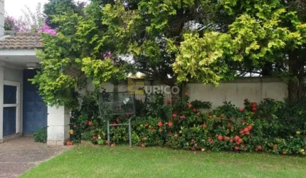 Casa à venda no Condomínio Estância Marambaia em Vinhedo/SP