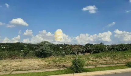 Terreno à venda no Residencial Jatobás em Vinhedo/SP