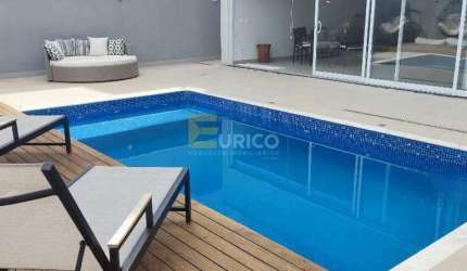 Casa à venda no Condomínio Portal do Jequitibá em Valinhos/SP