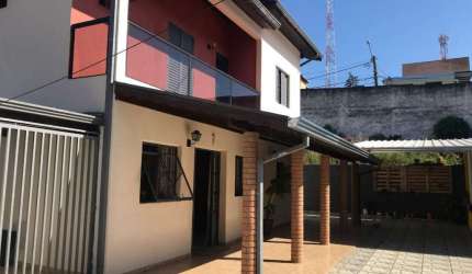 Casa à venda no JARDIM DAS VITÓRIAS RÉGIAS em Valinhos/SP