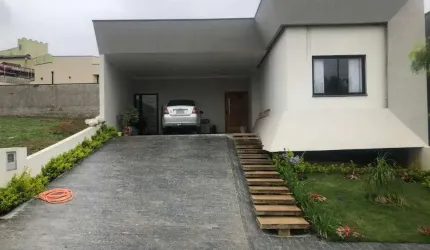 Casa à venda no Condomínio Residencial Villa do Sol em Valinhos/SP