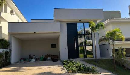 Casa à venda no Condomínio Portal do Jequitibá em Valinhos/SP