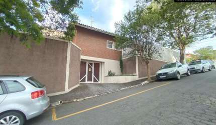 Casa à venda no Jardim São José em Itatiba/SP