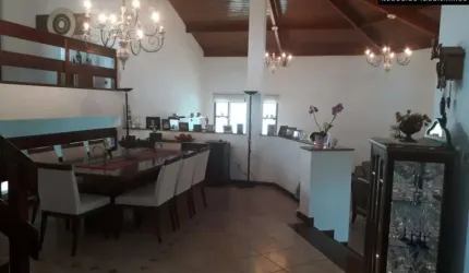 Casa à venda no Condomínio Vale do Itamaracá em Valinhos/SP