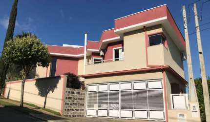 Casa à venda no Condomínio Portal do Jequitibá em Valinhos/SP