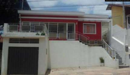 Casa à venda no Vila Santana em Valinhos/SP