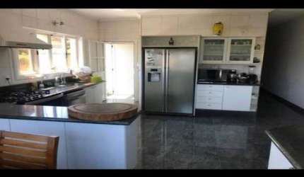 Casa à venda no Condomínio Estância Marambaia em Vinhedo/SP