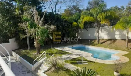 Casa à venda no Condomínio Portal do Lago em Valinhos/SP