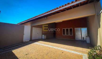 Casa à venda no Centro em Vinhedo/SP