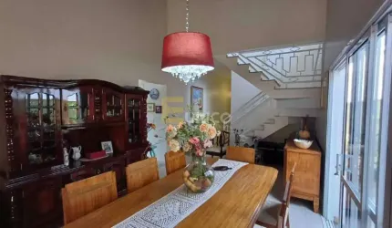 Casa em condomínio à venda no Condomínio Madre Maria Vilac em Valinhos/SP