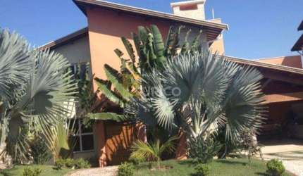 Casa em condomínio à venda no Condomínio Colinas dos Álamos em Valinhos/SP