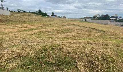 Terreno à venda no Jardim Santa Cândida em Vinhedo/SP