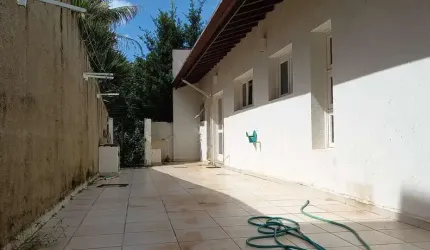 Casa à venda no Condomínio Vista Alegre - Sede em Vinhedo/SP