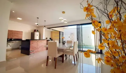 Casa à venda no Pinheirinho em Vinhedo/SP