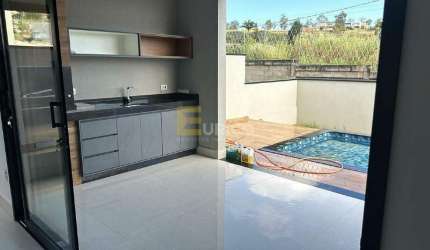 Casa à venda no Condomínio Residencial Mont'Alcino em Valinhos/SP