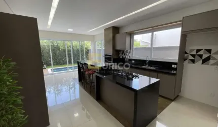 Casa em condomínio à venda no Condomínio Portal do Jequitibá em Valinhos/SP