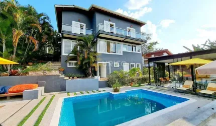 Casa em condomínio à venda no Condomínio Vale da Santa Fé em Vinhedo/SP