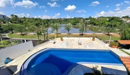 Casa em condomínio à venda no Condomínio Estância Marambaia em Vinhedo/SP