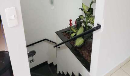 Prédio Comercial para aluguel no VILA EMBARÉ em Valinhos/SP
