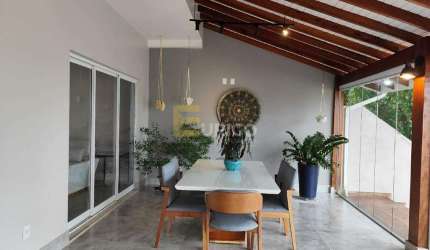 Casa em condomínio à venda no Condomínio Flor da Serra em Valinhos/SP