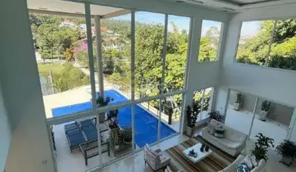 Casa em condomínio à venda no Condomínio Estância Marambaia em Vinhedo/SP