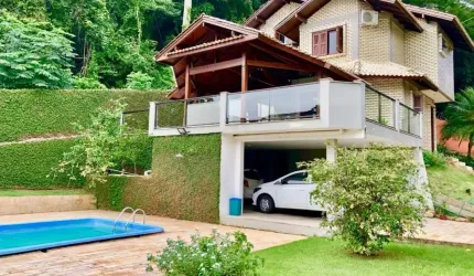 Casa para Venda em Florianópolis, Centro, 4 dormitórios, 4 suítes, 5 banheiros, 4 vagas