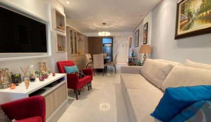 Apartamento para Venda em Florianópolis, Centro, 2 dormitórios, 1 suíte, 2 banheiros, 2 vagas