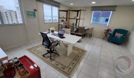 Sala Comercial para Venda em Florianópolis, Agronômica, 1 banheiro, 1 vaga