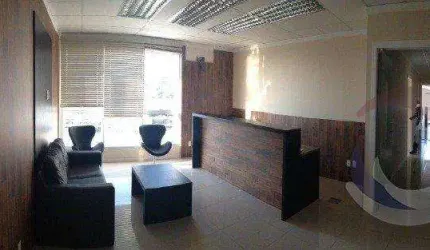 Sala Comercial para Venda em Florianópolis, Itacorubi, 3 banheiros, 5 vagas