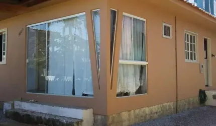 Casa para Venda em Florianópolis, Campeche, 2 dormitórios, 2 banheiros, 3 vagas