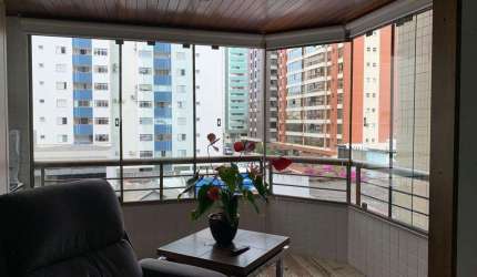 Apartamento para Venda em Florianópolis, Centro, 3 dormitórios, 1 suíte, 2 banheiros, 2 vagas
