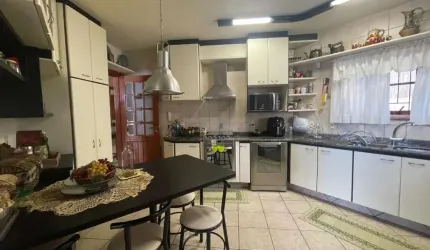 Casa para Venda em Florianópolis, Lagoa Da Conceição, 3 dormitórios, 1 suíte, 2 banheiros, 2 vagas
