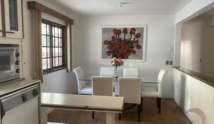 Casa para Venda em Florianópolis, Centro, 6 dormitórios, 3 suítes, 4 banheiros, 6 vagas