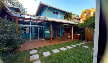 Casa para Venda em Florianópolis, Rio Tavares, 8 dormitórios, 6 suítes, 10 banheiros, 5 vagas