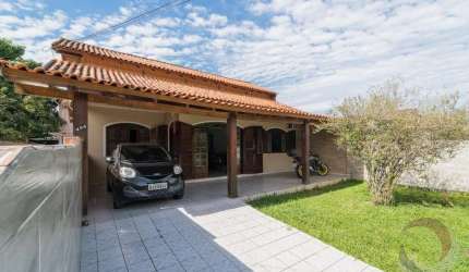 Casa para Venda em Florianópolis, Carianos, 3 dormitórios, 6 banheiros, 1 vaga