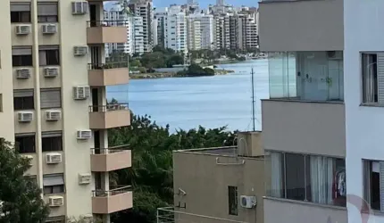 Cobertura para Venda em Florianópolis, Agronômica, 3 dormitórios, 1 suíte, 2 banheiros, 2 vagas