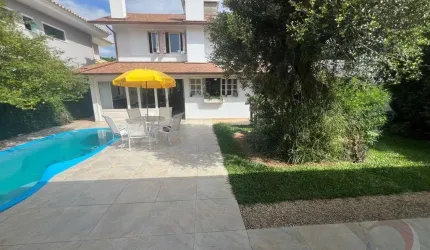 Casa para Venda em Florianópolis, Lagoa Da Conceição, 4 dormitórios, 2 suítes, 4 banheiros, 2 vagas