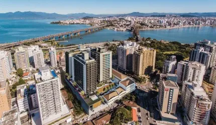 Apartamento para Venda em Florianópolis, Centro, 2 dormitórios, 1 suíte, 2 banheiros, 1 vaga