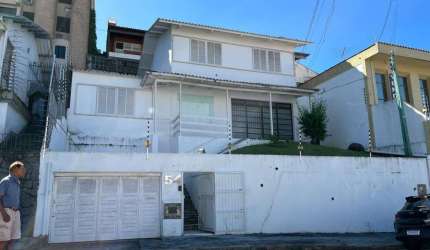Casa para Venda em Florianópolis, Centro, 3 dormitórios, 1 suíte, 3 banheiros, 1 vaga