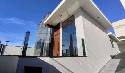 Casa para Venda em Florianópolis, Capoeiras, 3 dormitórios, 3 suítes, 4 banheiros, 3 vagas