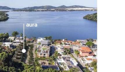 Casa para Venda em Florianópolis, Lagoa Da Conceição, 2 dormitórios, 2 suítes, 3 banheiros, 2 vagas