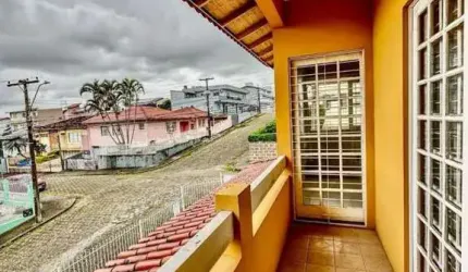 Casa para Venda em Florianópolis, Jardim Atlântico, 4 dormitórios, 2 suítes, 5 banheiros, 2 vagas
