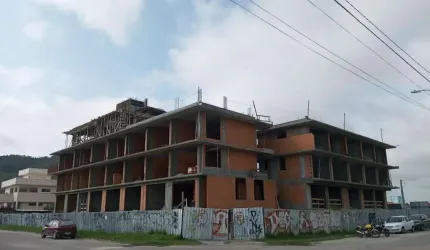 Apartamento para Venda em Florianópolis, Barra Da Lagoa, 1 dormitório, 1 banheiro, 1 vaga