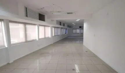 Sala Comercial para Venda em Florianópolis, Centro, 1 banheiro, 7 vagas