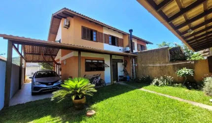 Casa para Venda em Florianópolis, Campeche, 3 dormitórios, 1 suíte, 2 banheiros, 2 vagas