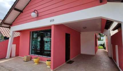 Casa para Venda em Florianópolis, Balneário, 2 dormitórios, 2 banheiros, 3 vagas