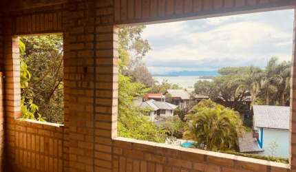 Casa para Venda em Florianópolis, Sambaqui, 4 dormitórios, 2 banheiros, 2 vagas